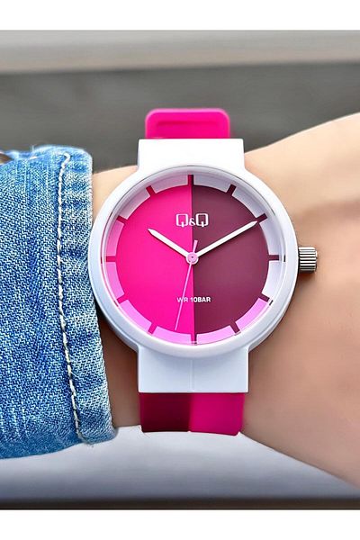 Q&Q Waterproof Plastic Cord Men Wrist Watch