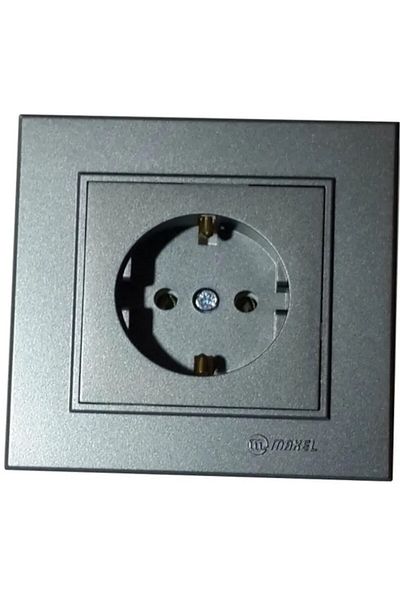 MAKEL Defne B.Fumed Child Protected Earthed Socket