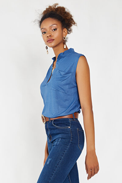 Hopoi Women's Half Patch Button Sleeveless Blouse