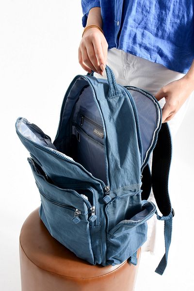 Just Polo Unisex Water-Proof Imported Crinkle Fabric School Business and Travel Backpack with Laptop Compartment