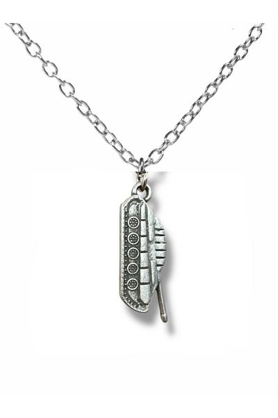 Herşey Nota Metal Necklace with Military Tank Figure – Silver Color Unisex Accessory
