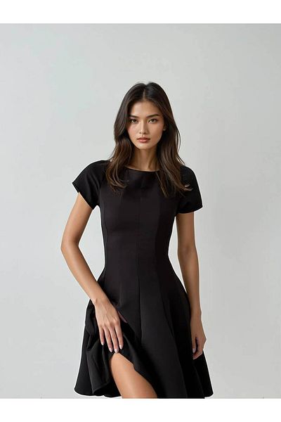 Coral Short Sleeve Pleated Dress Black