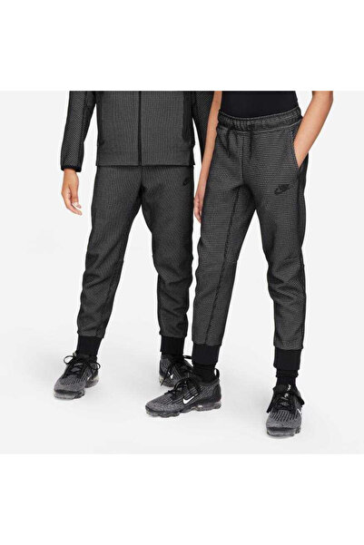 Nike NİKE NSW Tech Fleece Pant Winterized Çocuk Eşofman Altı FJ6025-010