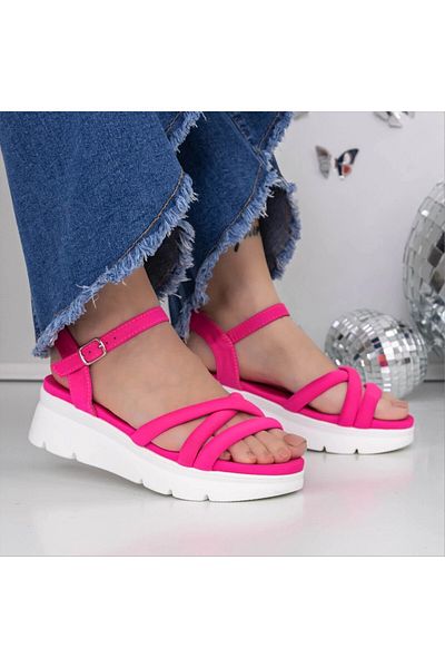 Kalapod Women's red textile sandals Marsanita