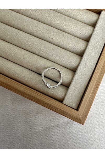 ringbox Silver Colored Stone Clover Pinky Ring