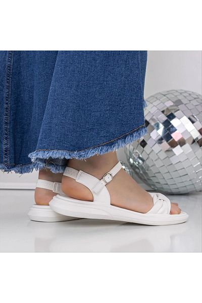 Kalapod Women's white heeled sandals made of ecological leather Cintelena
