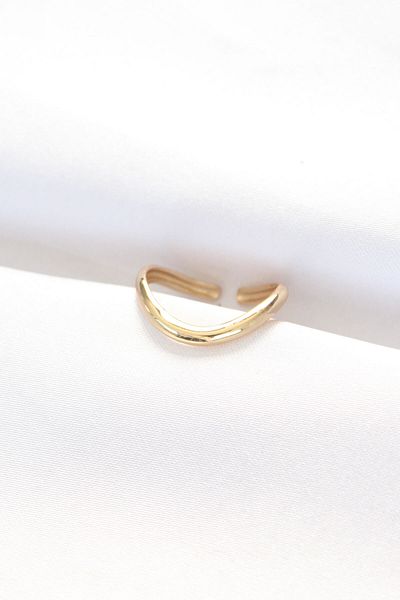 Clariss Flat Gold Color Adjustable Ring