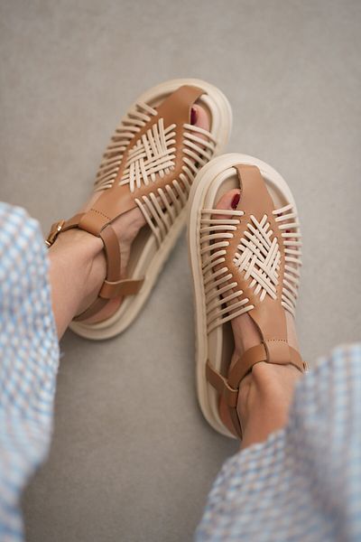 selinshoes Wolly Stripe Detailed Ankle Strap Genuine Leather Women's Sandals - Ecru
