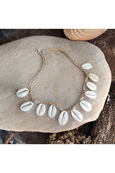 By G Tasarım Seashell Jute String Necklace