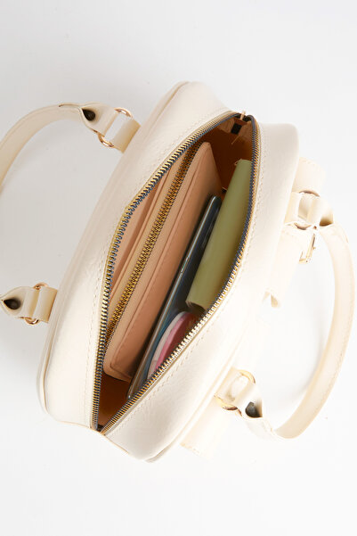 Vivaq Women's Çiğdem Cream 3-Pocket Zipper and Snap Closure Adjustable Strap Handbag and Shoulder Bag