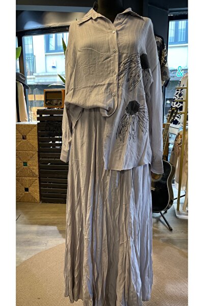 By-esq Floral Suit with Skirt