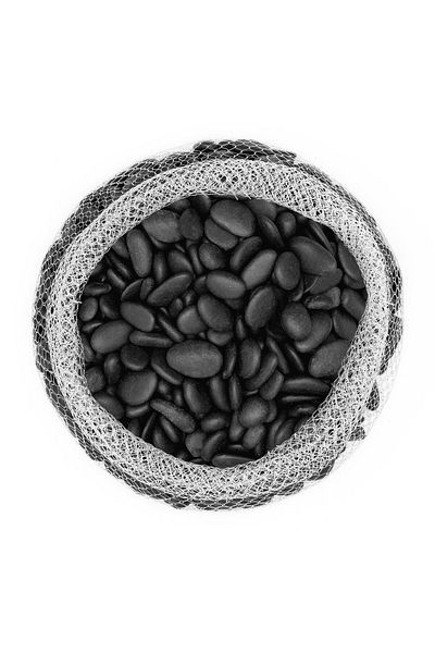 Generic Natural Polished Black Pebbles for Decoration Multi Purpose 2kg