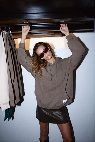 bases. Brown Faded Effect Oversize Hooded Sweatshirt with Fleece Lining