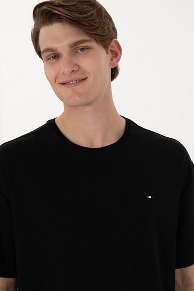 U.S. Polo Assn. Men's Comfort Fit Crew Neck Black T-Shirt 50307322-Vr046
