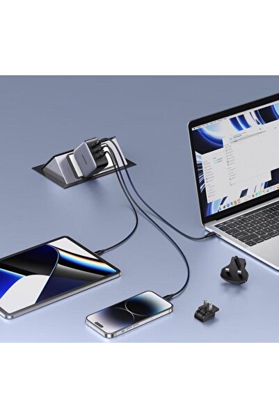 Ugreen UGREEN CD296 Power Adapter, 65W, 3A, 1 x USB-A - 2 x USB-C, Gray