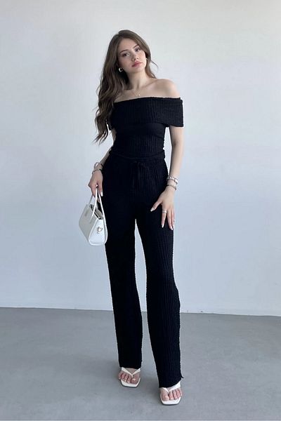 Sorridi Madonna Collar 2 Piece Set with Seersucker Pants