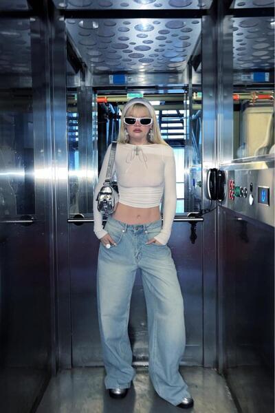 bases. Női bő szabású baggy Jean