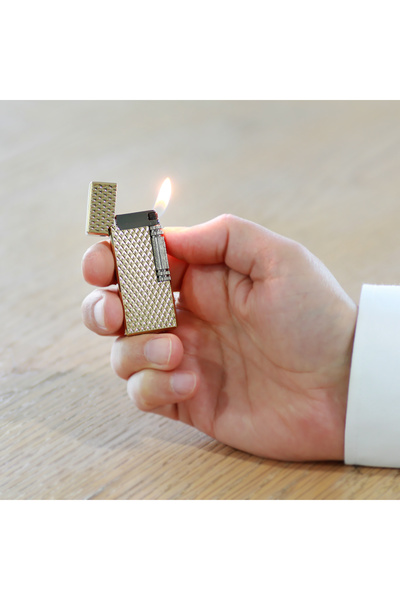 Tesbihane Kişiye Özel İsim Yazılı Antik Sarı Renk Zenit Mekanizmalı Dupont Tasarım Taşlı Çakmak