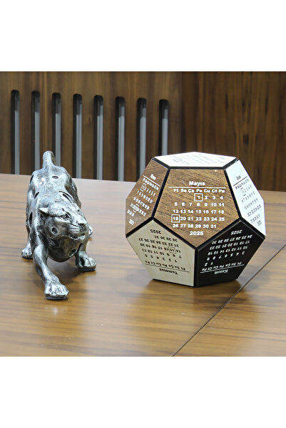 Tesbihane Dört Mevsim Renklendirmeli Üç Boyutlu Masaüstü 2025 Ahşap Takvim