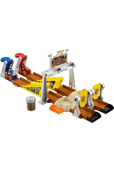 mattel Mud Pit Race Playground - Blaze and Monster Machines