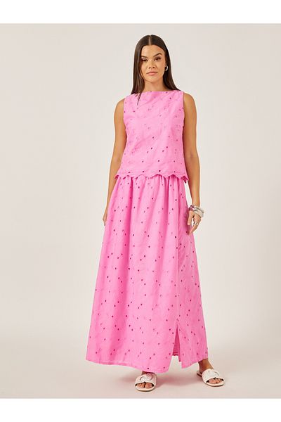 Styli Schiffli A-Line Maxi Skirt with Slit Detail
