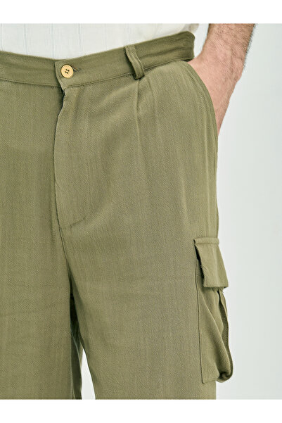 Styli Plain Linen Blend Relaxed Fit Cargo Shorts