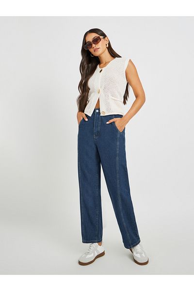 Styli Mid Rise Cut and Sew Detail Barrel Fit Jeans with Wide Belt Loops