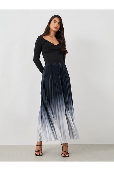 Styli Ambre Print Pleated A-Line Maxi Skirt