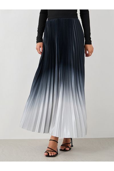 Styli Ambre Print Pleated A-Line Maxi Skirt