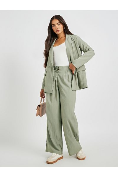 Styli Solid Twill Pleated Wide Leg Pants with Cross Waistband