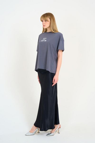 D&M Life Collection    Plain Long Satin Skirt - Black