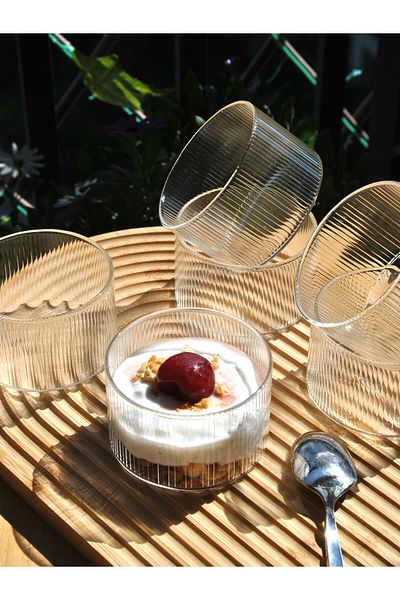 Qualitev 6-Piece Borosilicate Glass Bowl Striped Soufflé Container Magnolia Snack Bowl 8X5 cm