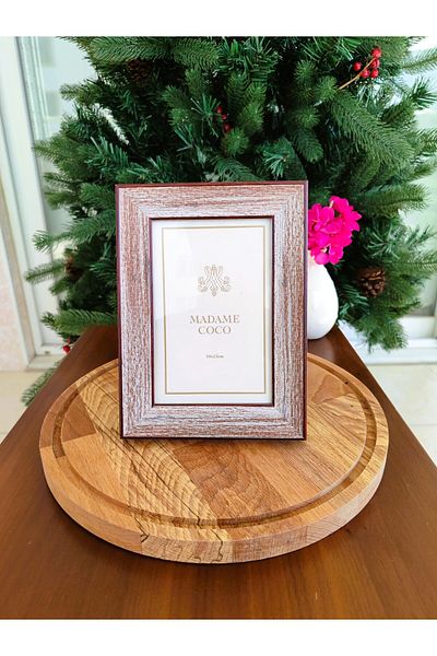 Madame Coco Afrodile Photo Frame -Afrodile Photo Frame