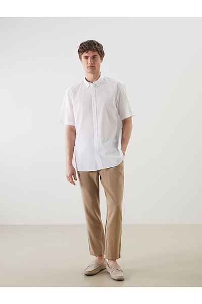 LC Waikiki Ανδρικό πουκάμισο Sari Regular Fit με κοντό μανίκι λινό μείγμα