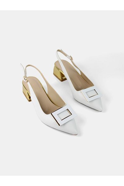 MAGGIO White Patent Leather Pointed Toe Short Heeled Shoes