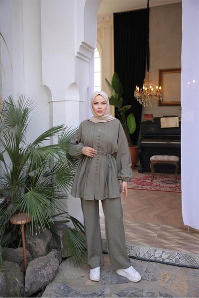 Bwest Buttoned Waist Lace-Up Short Tunic Double Hijab Tracksuit Set - (38-46) - 71281 - Khaki