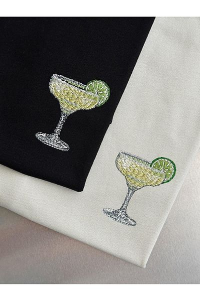 Trendiz Unisex Premium Margarita Κεντημένο Tshirt Λευκό