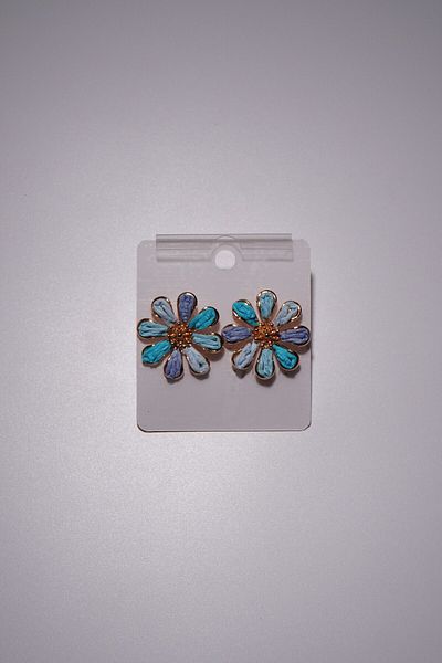 Rumon Straw Knitted Flower Earrings
