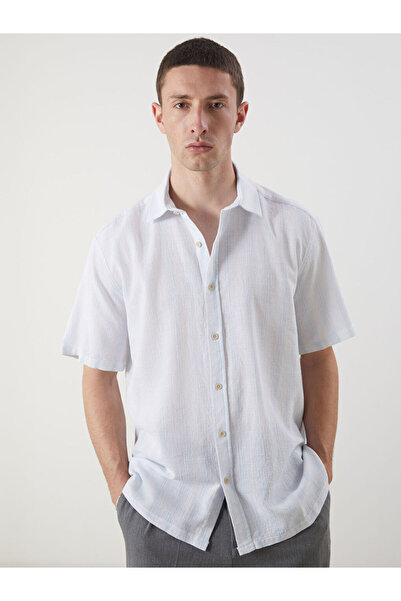 LC Waikiki Rmz Gi̇yi̇m Farkiyla Standard Fit Short Sleeve Ci Striped Rkek Shirt