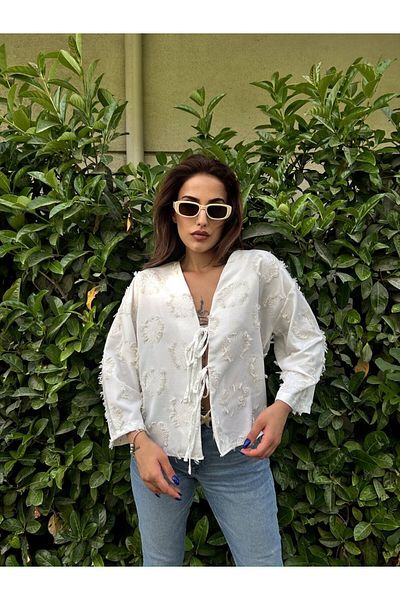 Laressi Kimono din in jacquard cu dantelă în față