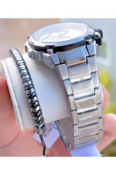 Naviforce Men's Wristwatch Steel 3 Atm Waterproof 2 Years Warranty Wristband Is a Gift