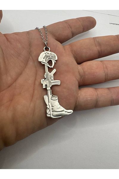 Herşey Nota Soldier Figured Helmet and Boots Detailed Necklace – Silver Color Zamak Metal Unisex Military Jewelry