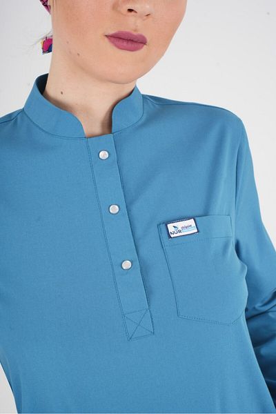 Nur Medikal Giyim Set de uniforme pentru medic și asistentă, model Sakura albastru petrol