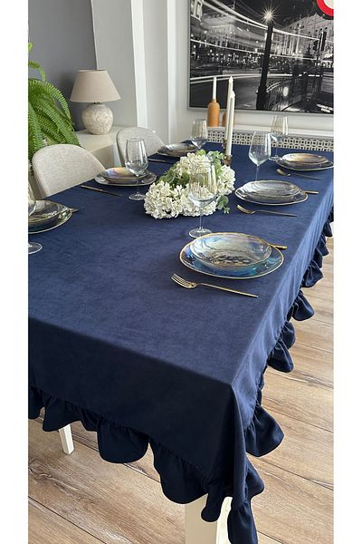 Decamor home Vintage Ruffled Navy Blue Marine Carefree Tablecloth