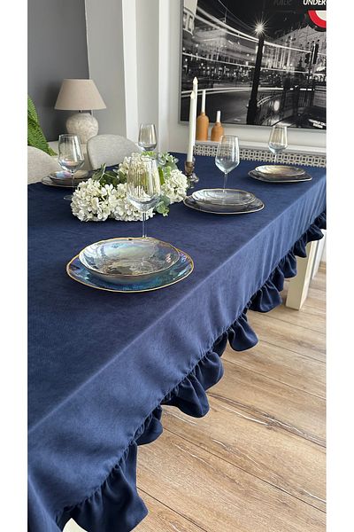 Decamor home Vintage Ruffled Navy Blue Marine Carefree Tablecloth