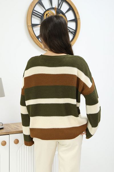 ALCHON Round Neck Long Sleeve Comfortable Loose Cut Three Color Striped Basic Plain Winter Knitwear Sweater