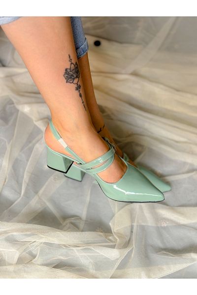 BERFONA Veroni̇ka Green Patent Leather Strappy Buckle 5 cm Heeled Sandals