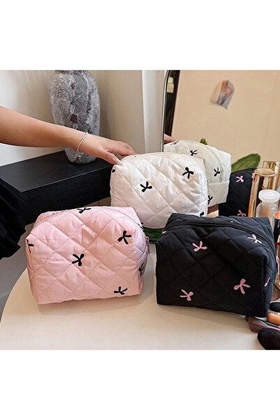 Moments Large makeup bag for daily use and travel