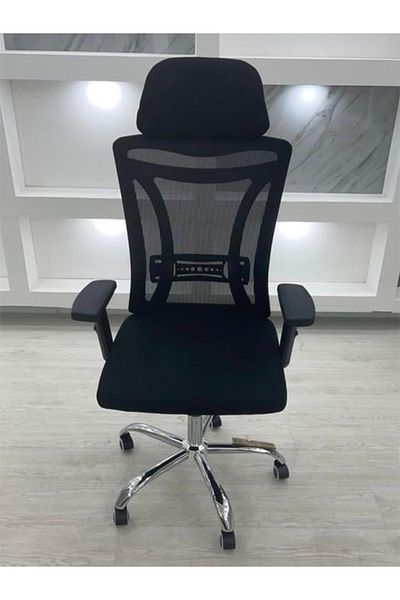 DEC43 Modern executive office chair.