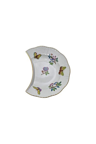 HEREND 530 Queen Victoria Vbo Hand Painting Porcelain Salad Plate